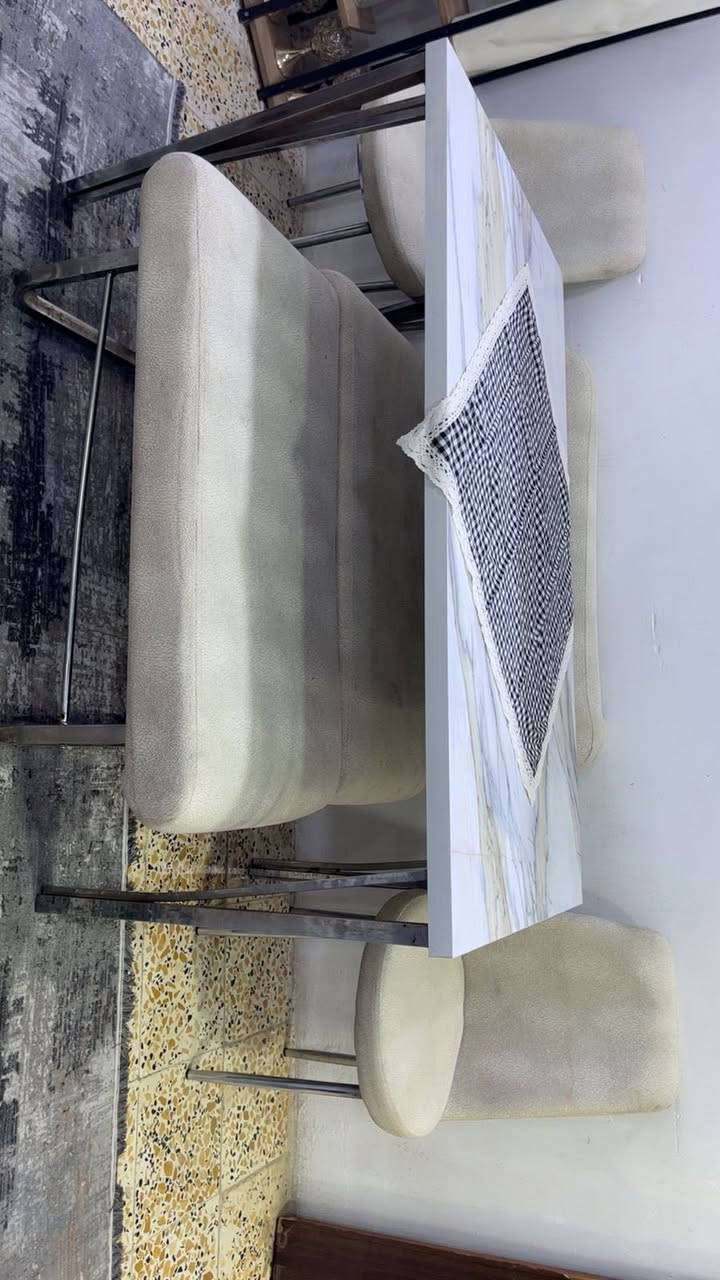 ميز كبير مع كراسي اثنين وقنفات اثنين ماخذته ٣٥٠ ورايده ١٥٠


**إذا كنت صاحب هذا الإعلان وتريد حذفه لأي سبب، رجاءا أرسل رسالة إلى الدعم الفني**