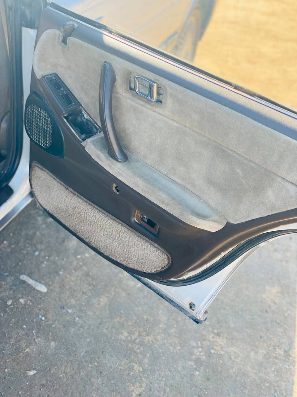 السلا عليكم هارتوب للبيع او مراوس حسب القناعه سياره فحص ديالى شرط التحويل كير محرك شرط تايرات طخم جدد قطره صبغ مابيها كهربائيات كلها شغاله لاضربه ولا صبغ السيارة نقصها صدر فقط السعر 26 وبيها مجال الاستفسار الاتصال على الرقم ***********
