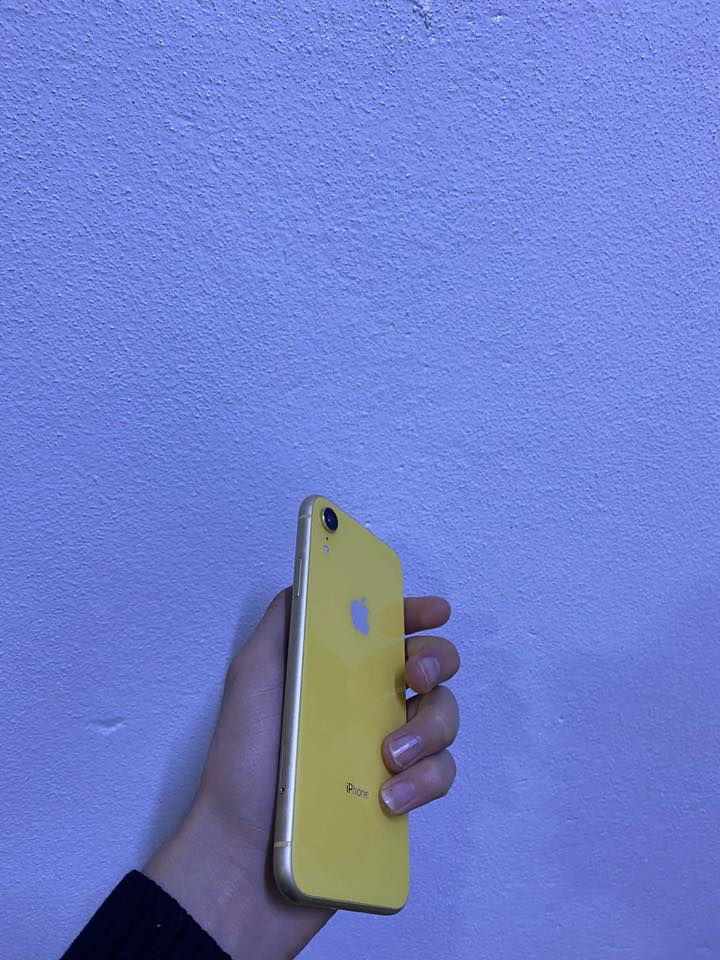 اكس ار للبيع
مامفتوح شرط 
ذاكره 64
بطارية 84
تك سمكرت
سعر 160
رقم ***********
