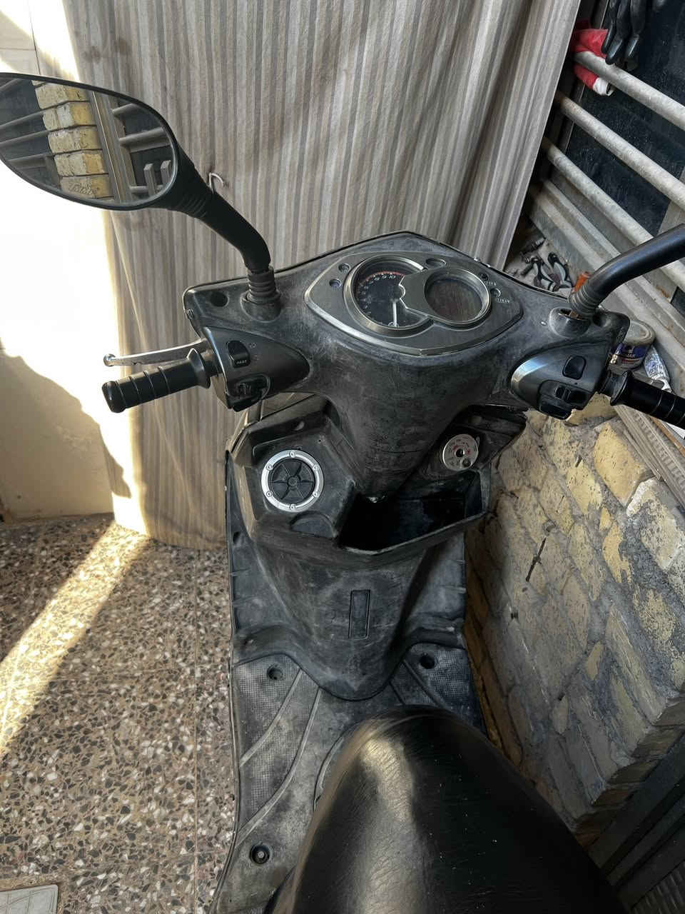 للبيع سكنس فحل مكينه خير من الله وصوتها ناعم اكلجات اصليات مال تفصيخ كابرتير جديد اصلي مال بيت سهم السعر 400 مكاني بلديات او حبيبيه 
***********
