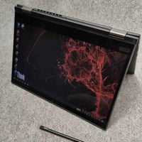 Lenovo Yoga x390 • i5 الجيل الثامن • شاشة لمس 13.5