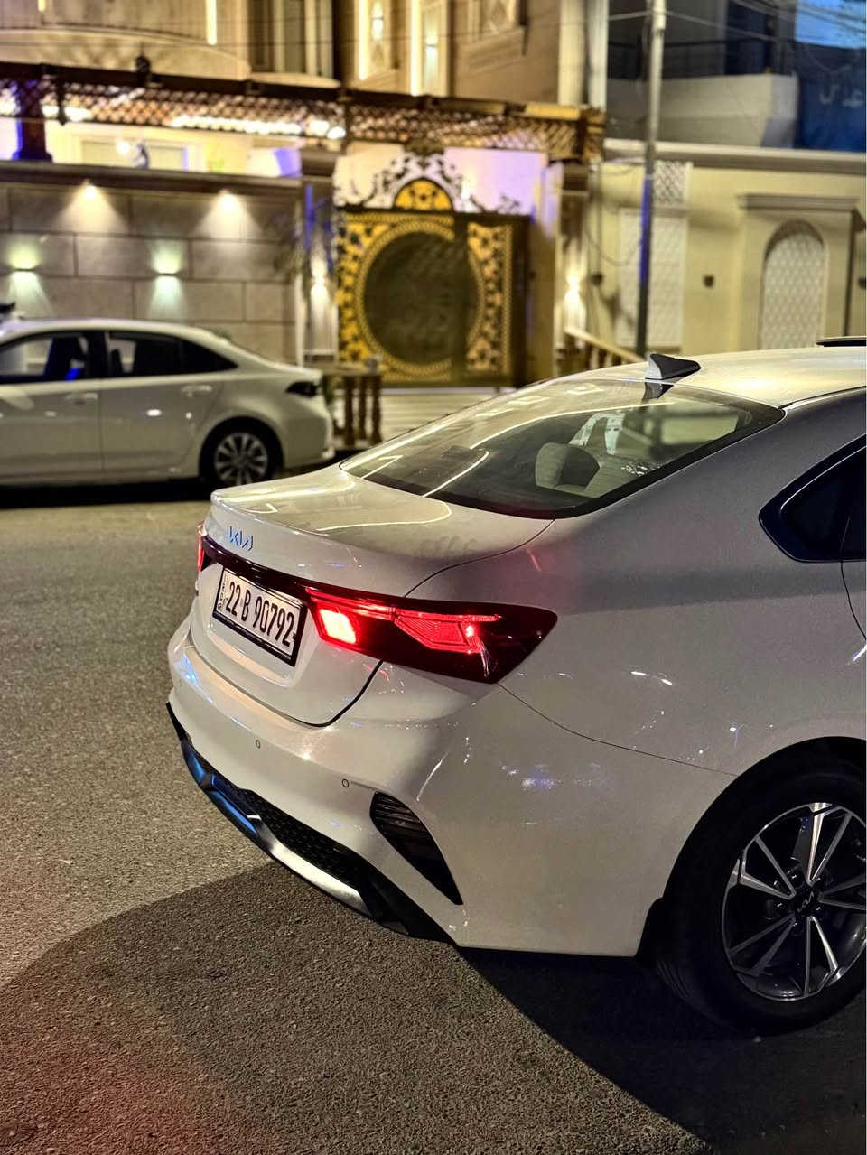 كيا سيراتو خليجي 2024 كفاله بيه بس بارد واحد باقي سياره كفاله ماشيه 20 الف فول مواصفات فتحه مكينه 2000 تبريد قطعتين لد امامي خلفي مرايات شفط داخل بيجي فول للبيع او مراوس السعر 183 ستفسار ***********
