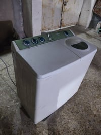 توشيبا • نظيفه • استخدام قليل