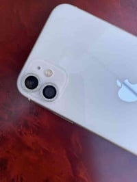 ايفون ١١ السعر ١٧٥ للحجز على الواتساب فقط 07711124770