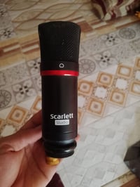 لاقط احترافي • سكارلت • قابل للتفاوض