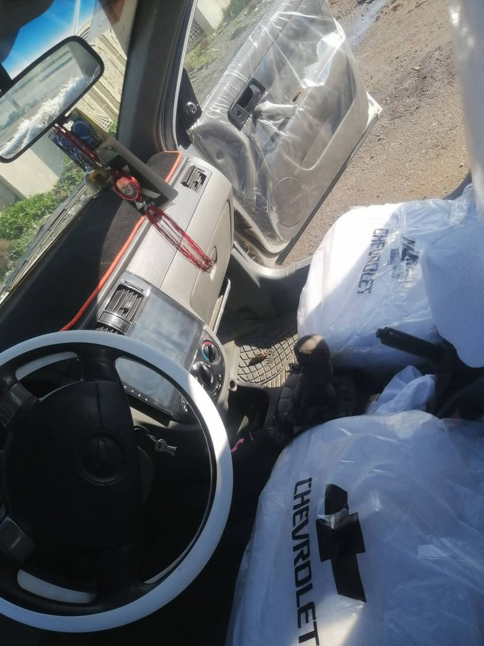 اوبتره 2004نضيفه كير عادي قفل  مركزي  شرعي موجود سعر 68وبيها مجال مكان اليمن الموصل حي التنك مكلف بنشر هذأ رغمو  ***********×××××××××***********
