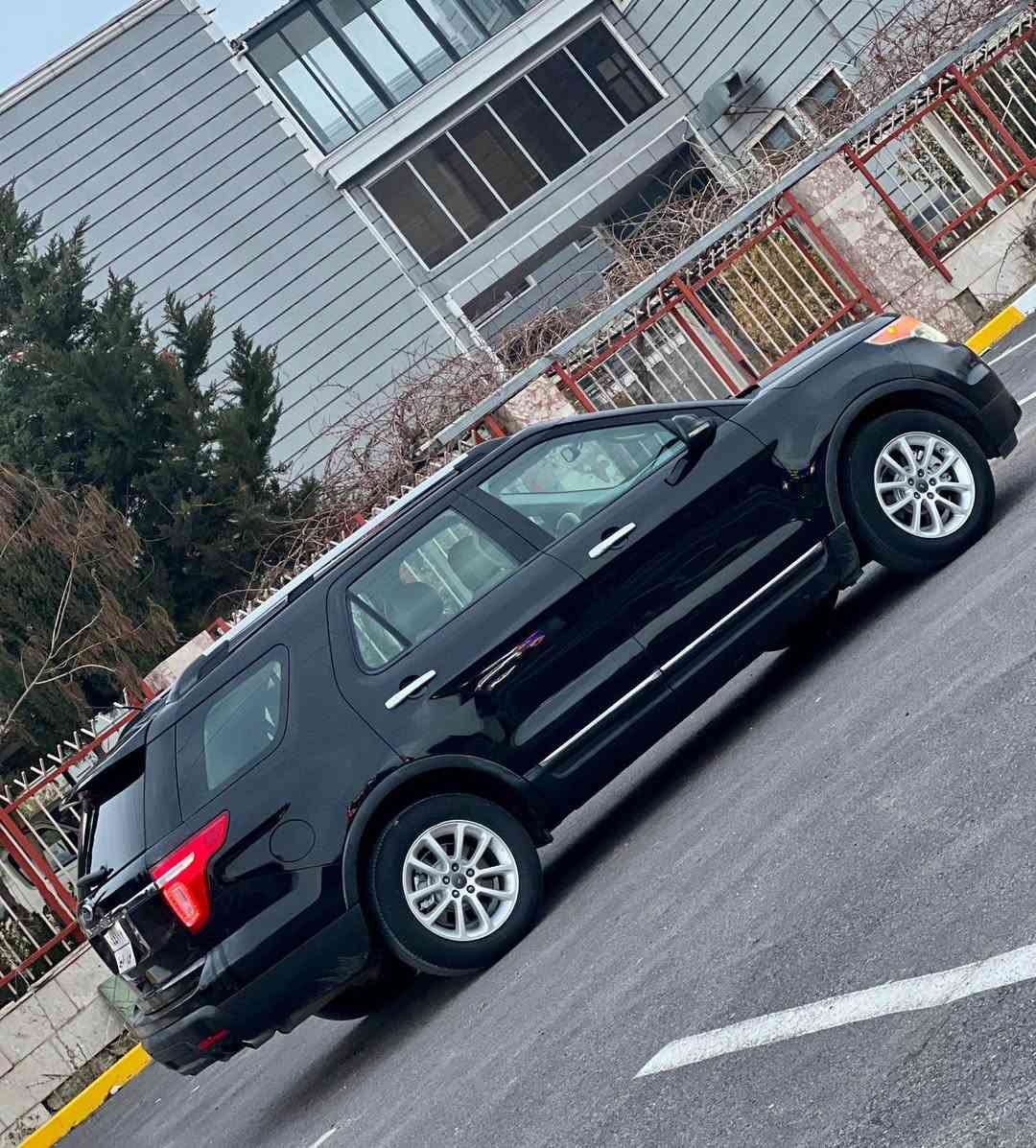 فورد اكسبلورر 2011 
رقم اربيل جديد باسمي 

محرك 6سلندر بالشرط  
گير بالشرط
 سيارة بدون حادث بدون صبغ
 فقط باب السكن الامامي من جوه بي بارد
 وباب السكن الخلفي بي بارد 
مواصفات 
بانوراما كشن جلد
سبعة راكب
صندوق كهربائي   
تحكمات ستيرن
تحديد سرعة 
شاشة بلادية مال فورد 
حساس خلفي وكاميرا 
لايت زنون LED 
*********** واتس اب كركوك, العراق
