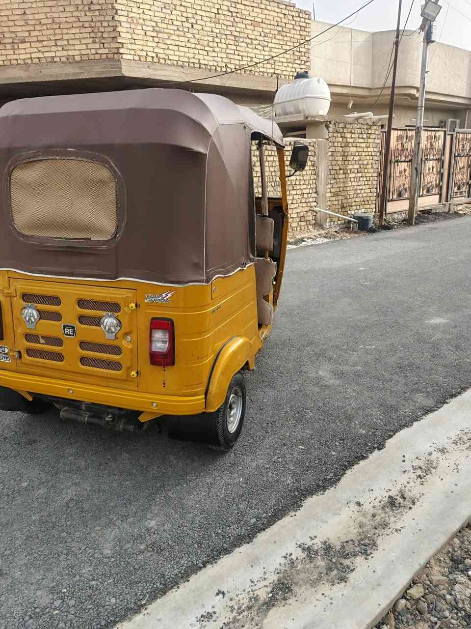 سلام عليكم تكتك 20 الكشر مكفول من صبغ ومعجون رقم وسنويه بغداد ب اسمي تحويل ثاني يوم مكينه مجفته فقط اقره المنشور وخابرني بس عل سعر واني خادم العنوان سبع قصور شارع المشروع السعر 6500 وبيه مجال ***********
