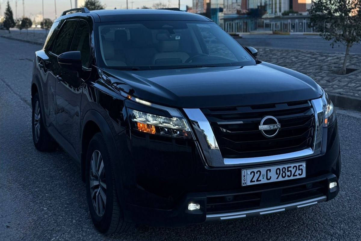 نیسان پاسفایندەر 2022 مواسەفات SL 4WD دەبل ئەکسل 
قەپات مواسەفات 
دوو دەرگای بە بیلاد بەستراوە 
پشت و پێش کەپسە 
سەیارەکە زۆر خاوێن و بێ کێشەیە بەناوی خۆمە 
هیچ مەسرەفێکی تێدانیە 
وێنەی داعمەکەم داناوە 

سـعـر : لە کۆمێنت داوابکە ڕاستەوخۆ بۆت دێت 📥 

گێر و مەکیەنەی بەشەرت 
هیچ کێشەیەکی تێدا نییە 

ژمارەی خاوەنەکەی 
***********
***********
