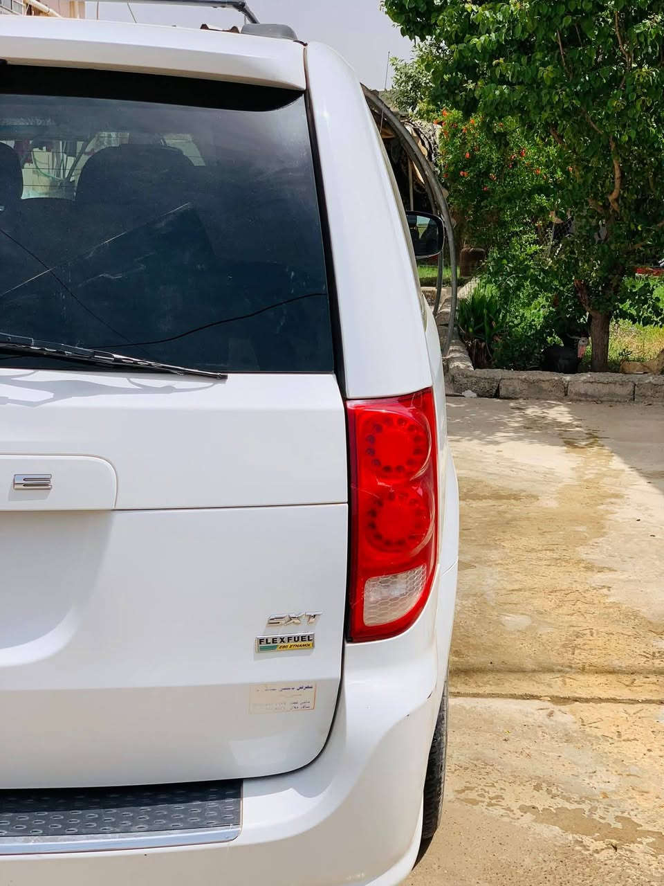 دوج كرفان 2017 رقم اربيل.
فول مواصفات. 
SXT
بيه بونيد سرقه بامريكيا 
وجاملق بدون دواخل
***********
متواجد عل نت
