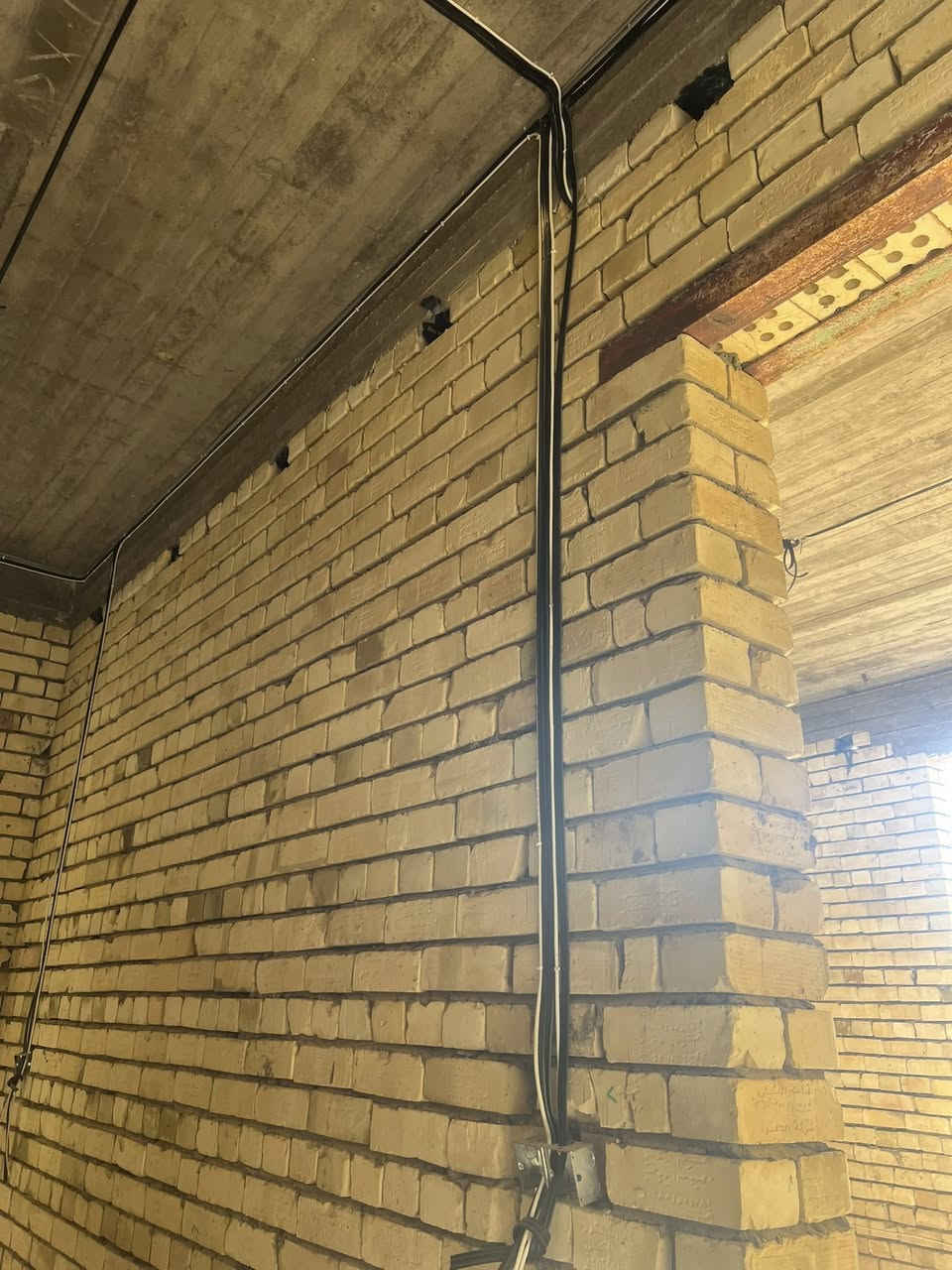 تأسيس بيت سيمنز في كربلاء اخوكم منتظر الكهربائي ***********
