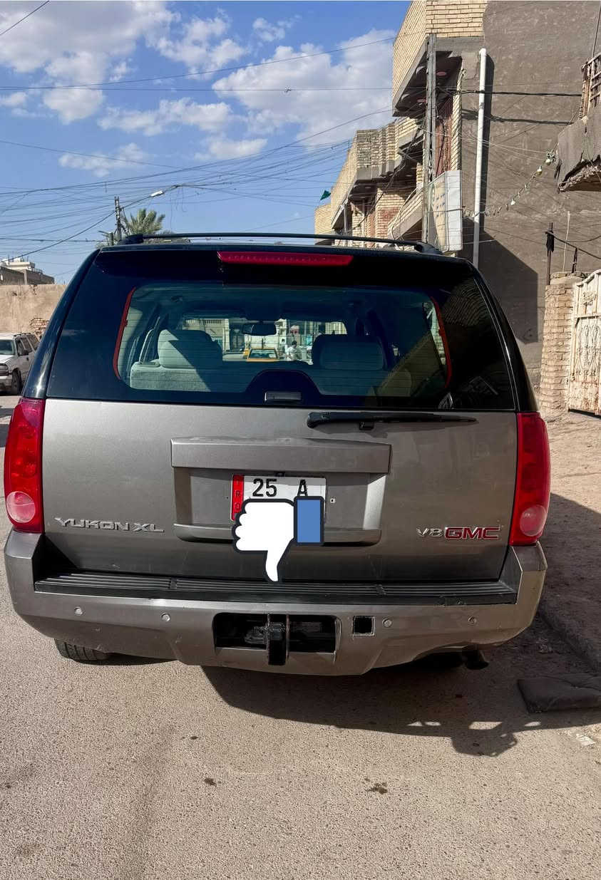 السلام عليكم
جمسي فحل 2009 كفاله عامه مصفره 
السعر 240$ وبيهه مجال ***********
