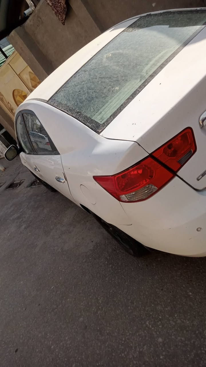 السلام عليكم عندي كيه سيرتو مديل فول 12 عده الفتحه كير مكينه حدديه تخم تير جديد تبريد ثلج مكينه دوش دكشن عالي سياره متوام طبق الاصل اربيل دولي وسنويه سياره جديده كلش كصه جنطه والباقي مكفول مكاني نجف 46وبيه مجال خاص موجود


**إذا كنت صاحب هذا الإعلان وتريد حذفه لأي سبب، رجاءا أرسل رسالة إلى الدعم الفني**