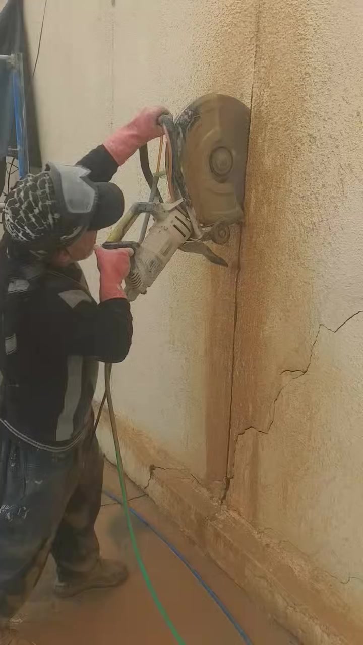 ***********اسعارنا مناسبة ودقة في المواعيد
