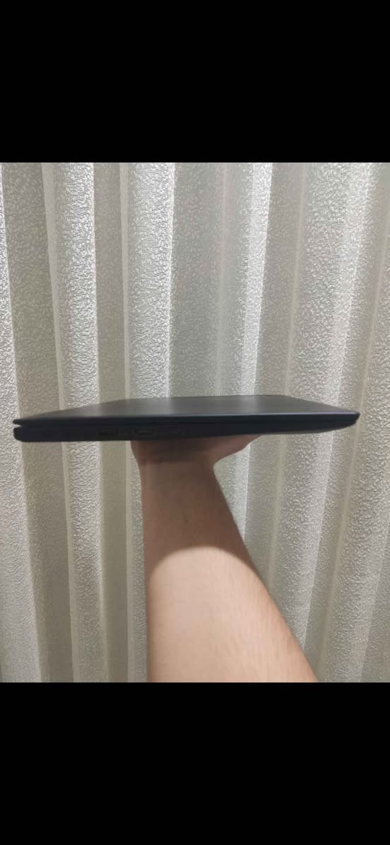 🚀 Lenovo X1 Carbon – أنيق، قوي، وجاهز لأي مهمة!
معالج Intel Core i7 – أداء سريع جداً للتعددية في العمل والدراسة
رام 8GB + خزن 246GB SSD – سلس وسريع وموثوق
Windows 11 Pro مفعل أصلي + Product Key
Microsoft Office 2019  مفعل اصلي منصب وجاهز للاستخدام (وورد / اكسل / باوربوينت)
الحالة: نظيف جداً، شبه جديد، بدون خدوش أو ضربات
السعر: 285,000 دينار – قيمة تنافسية مقابل لابتوب أعمال من الطراز العالي
🌍 توصيل لكل المدن والمحافظات في العراق

🚀 Lenovo X1 Carbon – Sleek, Powerful, and Ready to Dominate Your Work!
Intel Core i7 – lightning-fast performance for multitasking, work, and study
8GB RAM + 246GB SSD – smooth, snappy, and reliable
Windows 11 Pro Activated – fully genuine. 
-Microsoft Office 2019 fully genuine Installed – Word, Excel, PowerPoint, ready to use
Condition: Immaculate, like-new, no scratches or dents
Price: 285,000 IQD – unbeatable value for a top-tier business laptop.
🌍 Delivery available across all cities and provinces in Iraq. أربيل, العراق


**إذا كنت صاحب هذا الإعلان وتريد حذفه لأي سبب، رجاءا أرسل رسالة إلى الدعم الفني**