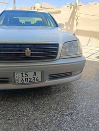تويوتا كراون • جديد • انبار
