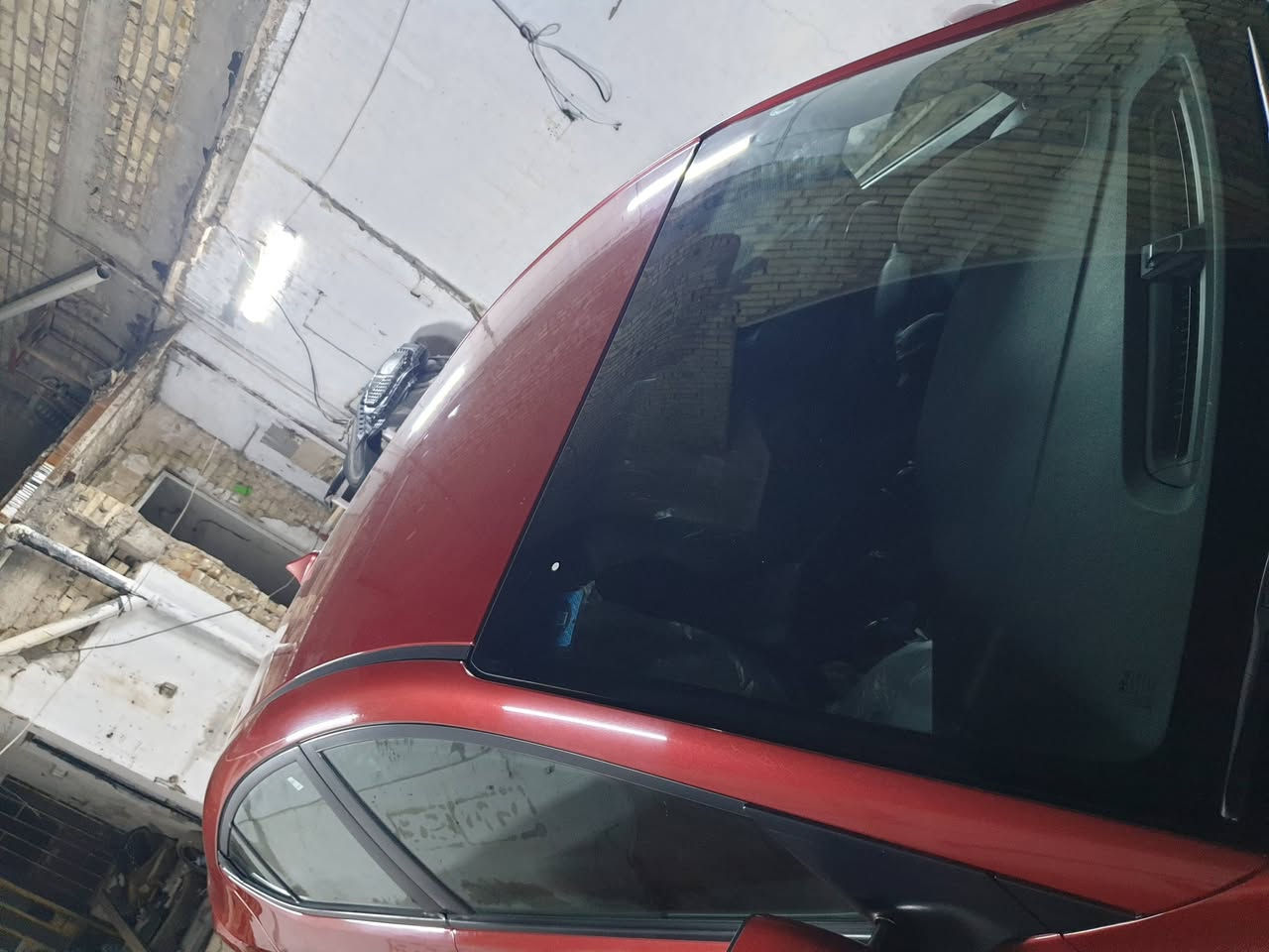 سلام عليكم عيدكم مبارك انشاءالله النترى ٢٠١٧ سياره بصمه جاهزه من صدر وحداديه وتبريد وتدفئه سياره باسمي تحويل ثاني يوم حادثه صفحه سايق مبدل باب خلفيه وكلير سياره احله من صوره مكانه بغداد الشعب سعر ١١٥ كير مكينه خير من الله رقم ***********
