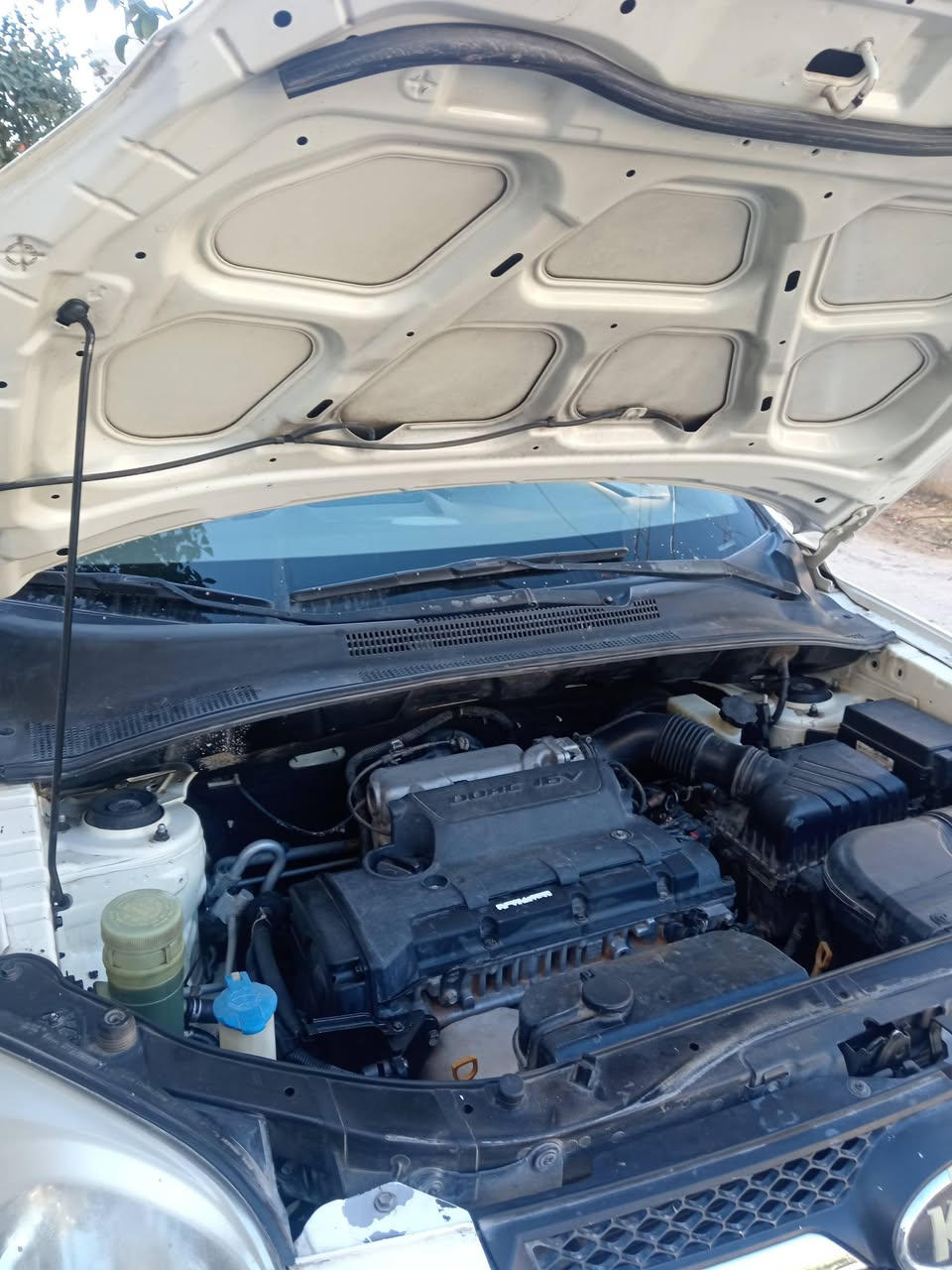 السعر ١٢٥ ديالى بعقوبة ما بيها صبغ فقط الاستيك باسمي سليمانيه رقم جديد انكليزي هزة ما صاقطه تبريد تدفئه شغال الاتصال *********** او ***********
