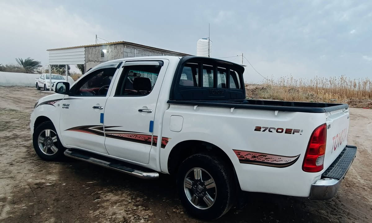 تيوته للبيع موديل 2009 مكفوله بيهه فقط بارد قليل رقم بغداد السعر 160 رقم الهاتف ***********
