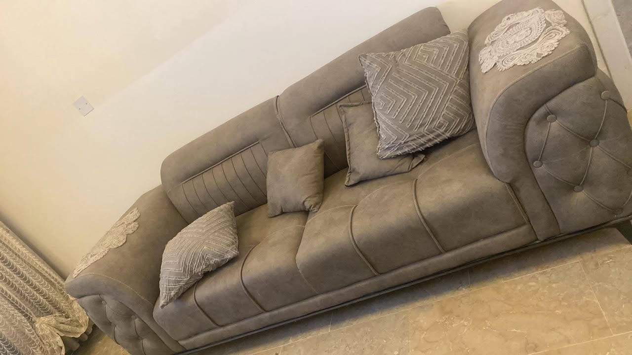 بغداد الدوره الاول سعره 450 وثاني 400 
وبي سرير ومخزن مع ميز و٣ طبلات


**إذا كنت صاحب هذا الإعلان وتريد حذفه لأي سبب، رجاءا أرسل رسالة إلى الدعم الفني**