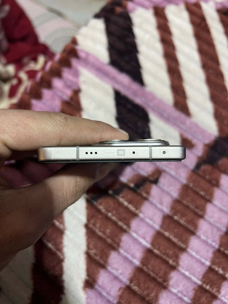 انفنكس نوت 50 برو
ذاكره 256

رام 12+12 

لون تيتانيوم 

غراض كامله 

شحن لااسلكي

شاحنه 90 واط 

ب225

موقع موصل ايمن حي الصحه


**إذا كنت صاحب هذا الإعلان وتريد حذفه لأي سبب، رجاءا أرسل رسالة إلى الدعم الفني**