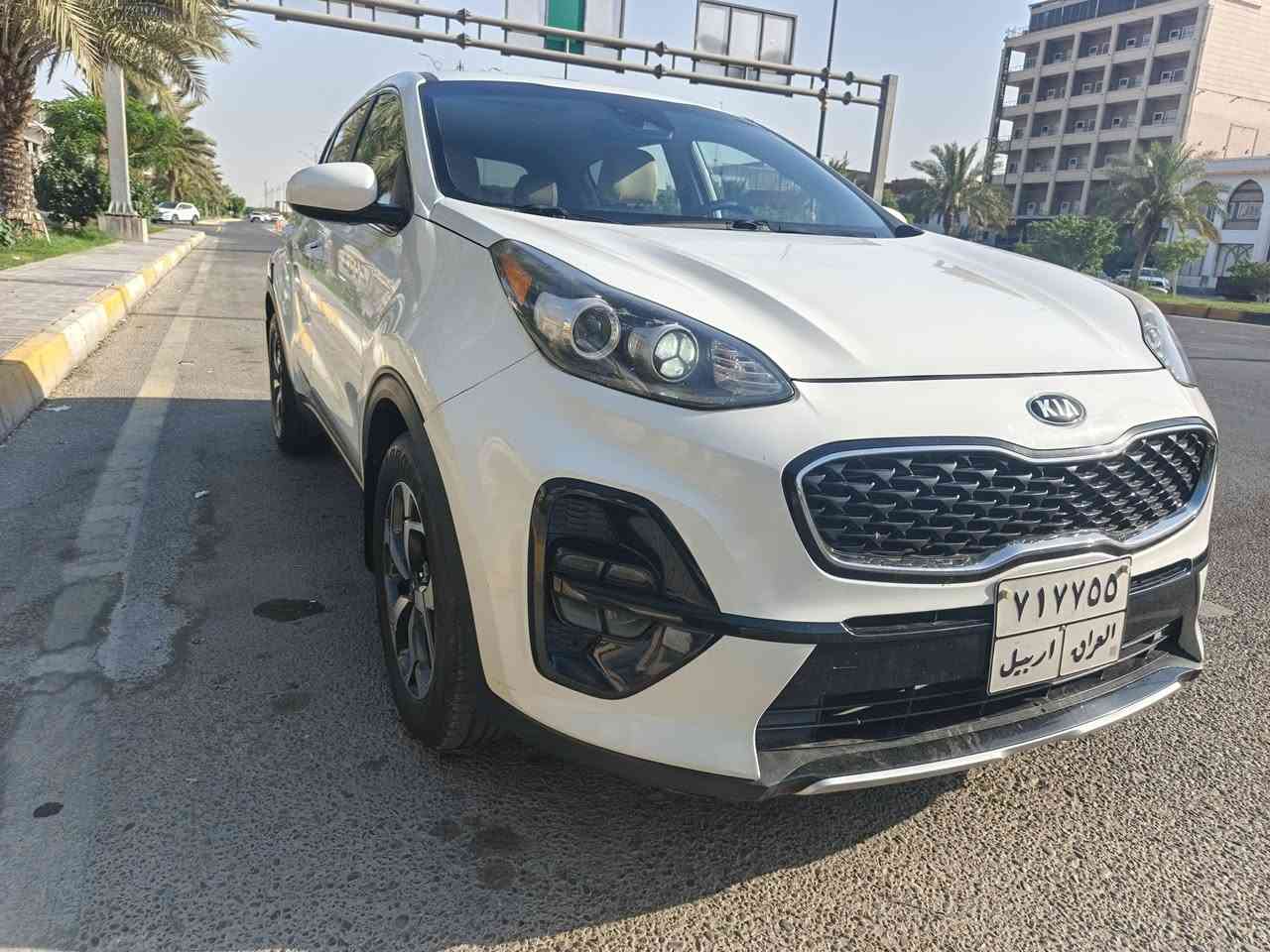 السلام عليكم كيا سبورتج 2020 وارد امريكي حادثه فقط بنيد والباقي مكفوله ماشيه 49 مواصفات شاشه كامره تبريد قطعتين رادار سنويه ما صاقطه ال 27 بسم شركه تريد تحويل او وكاله مكاني كربلاء السعر 157 وبيه مجال ***********
