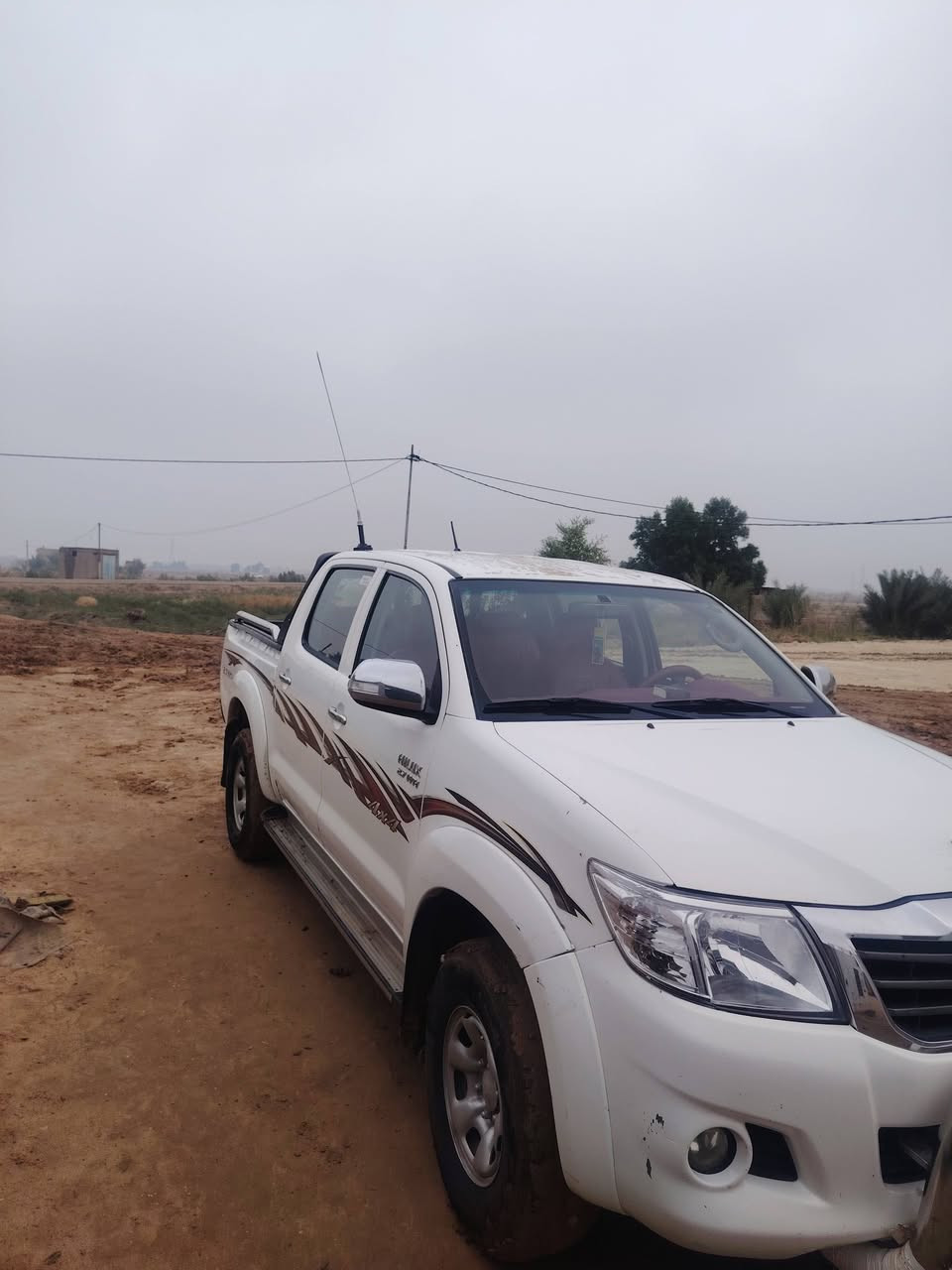 سلام. عليكم. فرويل 14 بسمي كويتي السعر 185 كير مكينه وحداديه تخم تاير *********** مكلف بنشر
