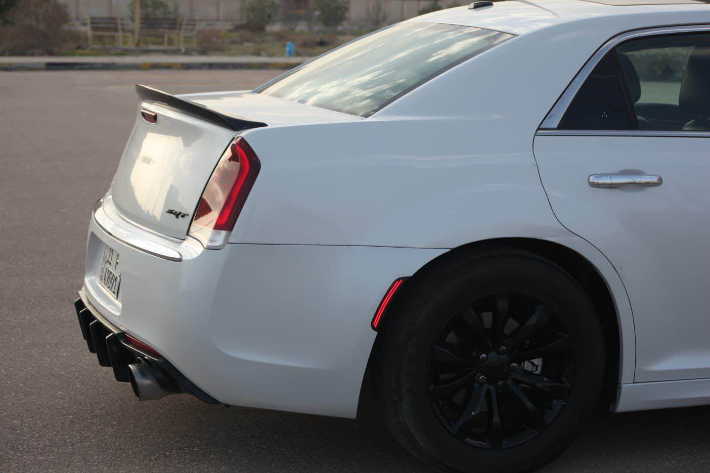 السلام عليكم 
اوباما 2013 S300 هيمي فول ١/١ 
محدثه امامي خلفي شكل جديد
فور ويل مفصول
رقم بغداد سنويه ٢٠٢٩
سياره حادثها امامي جاملقين وبنيد وبيها ملاحظات مذكوره بالسونار ناشره 
مكينه بيها تبخير
بقيه التفاصيل جاهزه
للبيع السعر 128
0772 119 2570 الزبير, البصرة
