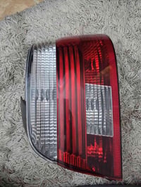 تک بک لایت اصلي هیلا مال جهة سكن حیل نضیف ۷٥ الف عندي توصیل  077049777...