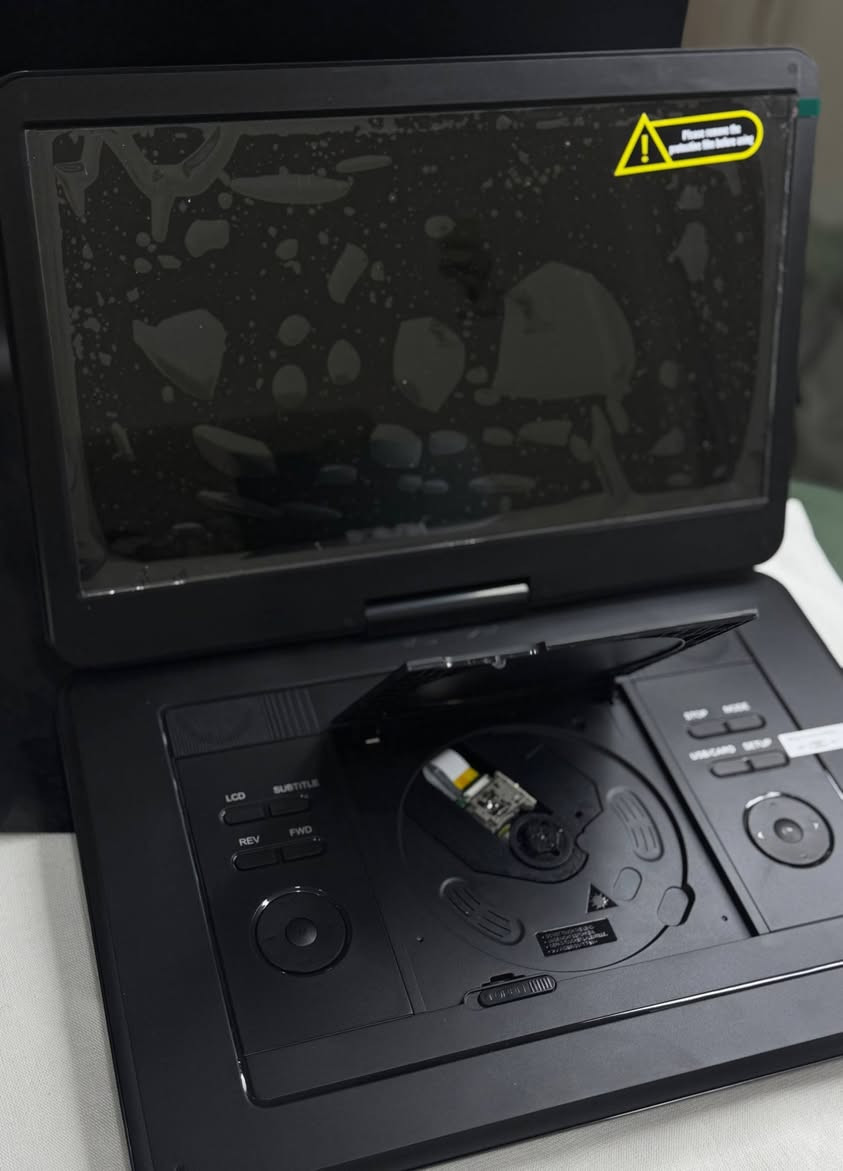 عارض dvd مع مدخل العاب و سويج مال سياره يعني يشتغل حتى على السياره ويعمل أيضا ك شاشه عرض مونتر


**إذا كنت صاحب هذا الإعلان وتريد حذفه لأي سبب، رجاءا أرسل رسالة إلى الدعم الفني**