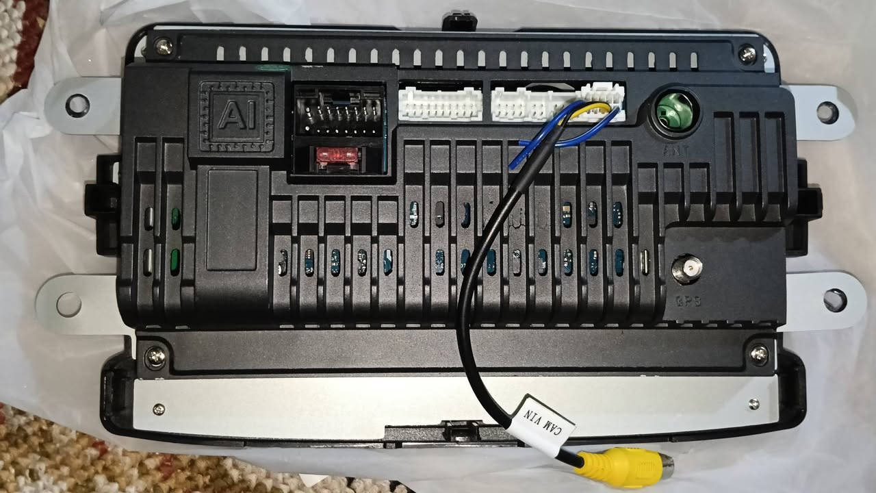 سلام عليكم شاشة اصلية مال بالة جديدة غير مستخدم مال رينو داستر سعره 130صناعة اسبانيا  عنوان بغداد ***********طلعت قطعة واحدة فقط وبل عافية على الياخذه
