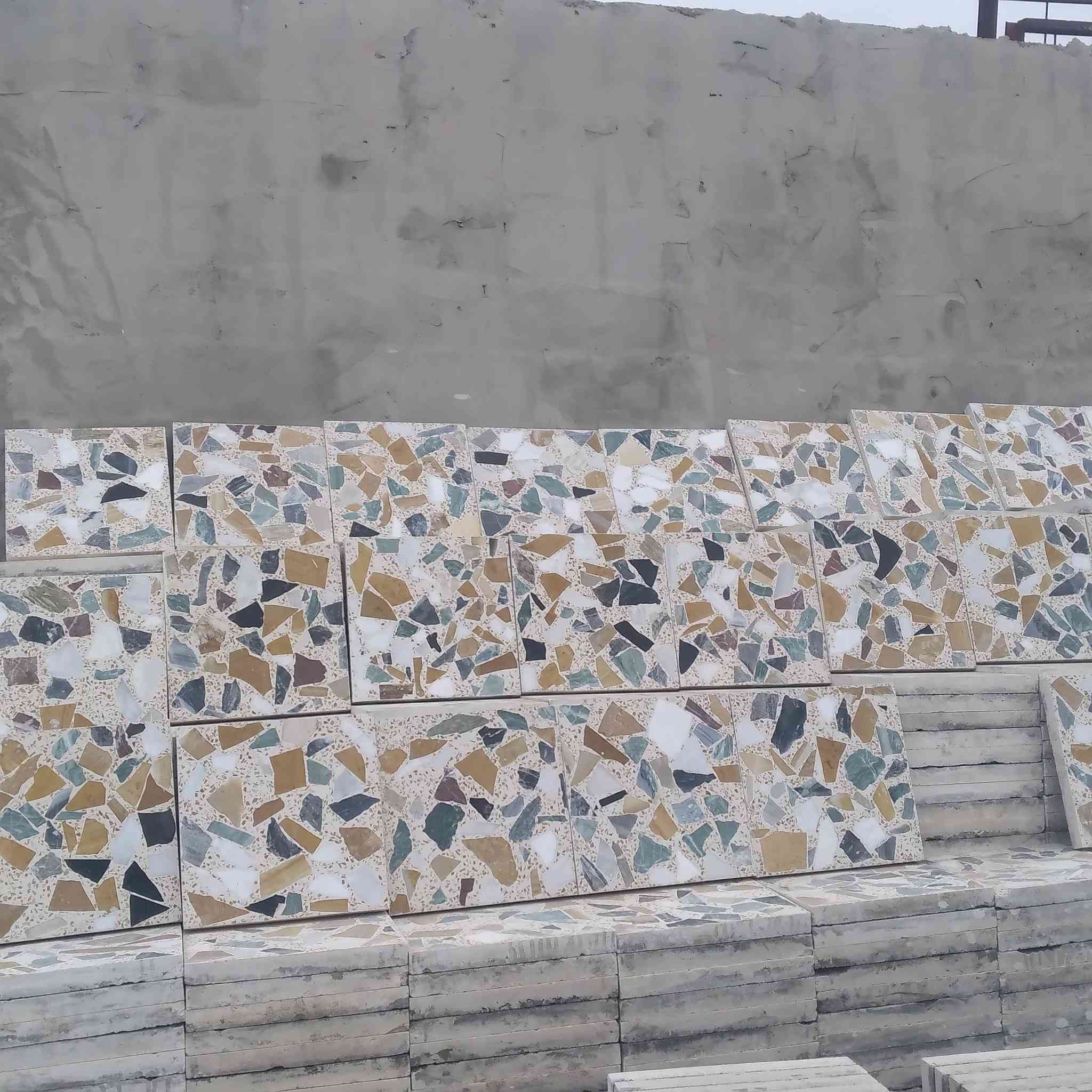 للاستفسار  ***********
