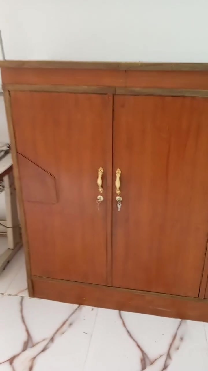 تخم 10 نفر كلش ثكيل او بي ضرر 
السعر 275
ميز نضد 150


**إذا كنت صاحب هذا الإعلان وتريد حذفه لأي سبب، رجاءا أرسل رسالة إلى الدعم الفني**