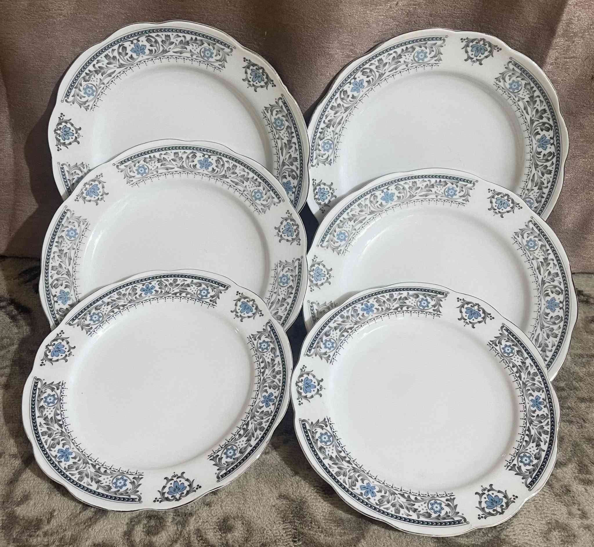 (٦) صحون صيني مختوم ابو الكوخ اسواق مركزيه غير مستخدم  (٤) قياس القطر ١٨ سم و(٢) قيلس القطر ١٩ سم السعر خاص لطفاً يوجد توصيل لكل محافظاتنا الحبيبه


**إذا كنت صاحب هذا الإعلان وتريد حذفه لأي سبب، رجاءا أرسل رسالة إلى الدعم الفني**