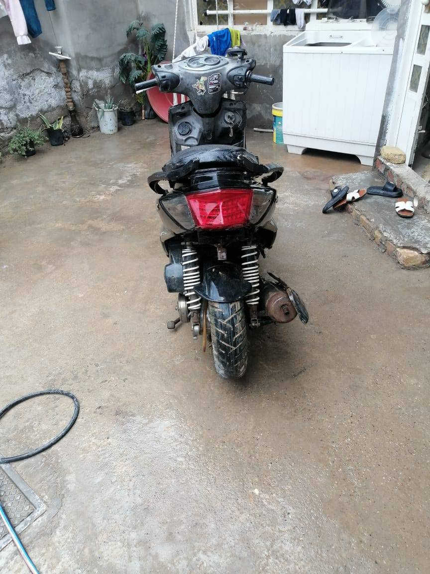 سلام عليكم دراجه سكنس فحل كابريتر دراجه خير من الله مفتوحه مره واحد كلجات رياضي معدل وشلع تاكل الكاع سعر 500و مروس بوكسر و تايكر ونطي فرق مو مشكله بس مو  تجي تغني الميعرف بيهن الا يسولف من يمه


**إذا كنت صاحب هذا الإعلان وتريد حذفه لأي سبب، رجاءا أرسل رسالة إلى الدعم الفني**