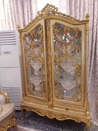 فاترينا ملكي • مصرية