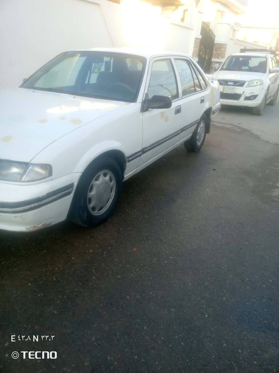 سلام عليكم برنس البيع موديل 1996رقم بغداد محرك كير اكسن بلاديه كير اوتوماتيك سياره بسمي سنويه ساقطه صارله يومين  كهربائي كله شغال سنتر لوك داخله جديد سياره خير من الله المكان الفلوجه الشهداء 
السعر 31وبيهه مجال بسيط 
***********/***********5
