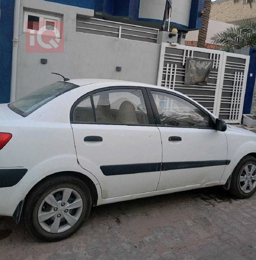 كيا ريو للبيع موديل 2009....سعرها 80 ورقة وبيهة مجال بسيط لمعرفة تفاصيل عن السيارة او شرائها بالاتصال على هذا الرقم (***********)
