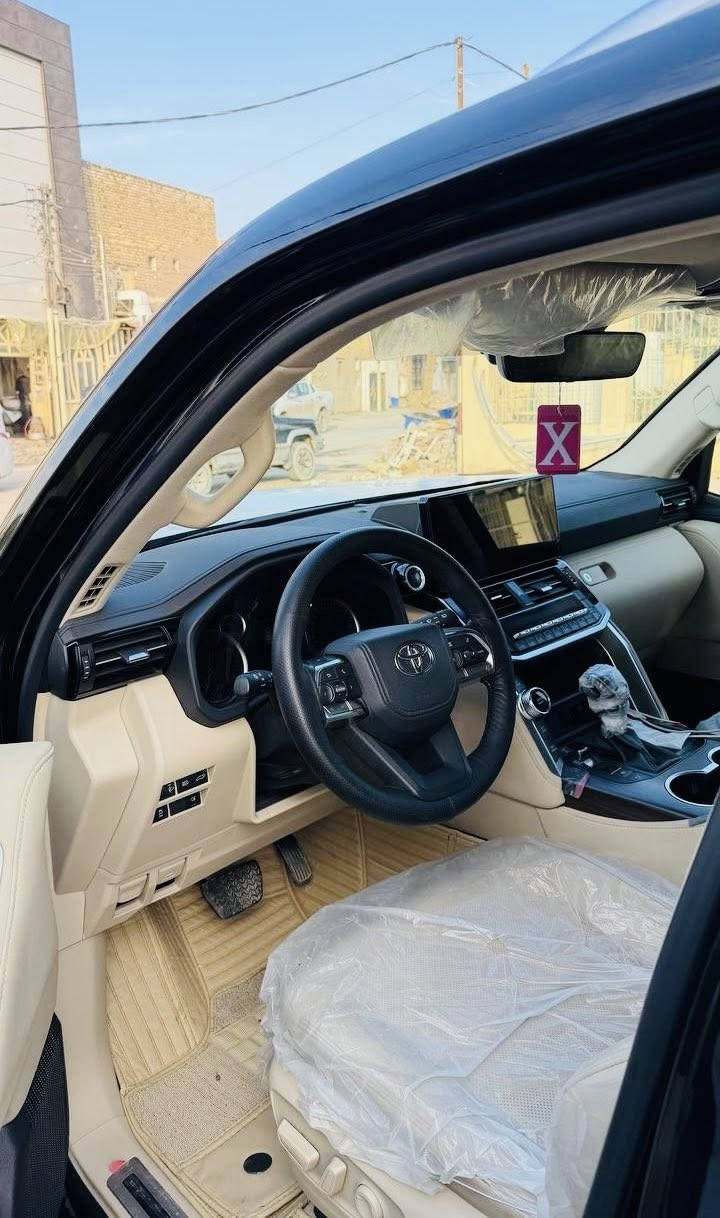 للبيع بسعر جدا مناسب 

لاندكروز 2024 بريم اصل لمتد Limited

الفئة : بلاك اديشن لمتد بريم فول 1/1 

خليجي لون اسود

ماشية 4 الاف كم 

السيارة ع وضع الشركة جديدة بمعنى الكلمة ومكفولة من كلشي شرط الفحص ومغلفة ppf 

مواصفات فول ام الرادار 

رقم اربيل الدولي تحويل مباشر 

مكان السيارة / النجف 

السعر 710 ورقة وبي مجال 

وسعرهة كلش مناسب وبالعافية ع الياخذهة 

***********

***********
