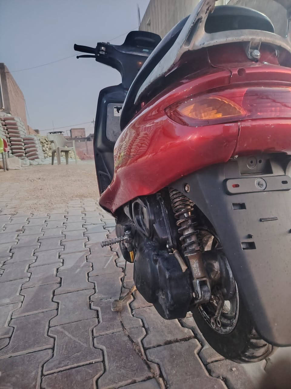 فراشه فحل سلف هندر 
جاهزه من كلشي محرك ناعم شرط 
دراجه مفتوح ولفات فقط جيب مصلح اذا غير ولفات ترجع 
350مجال قليل 
قضاء المشخاب


**إذا كنت صاحب هذا الإعلان وتريد حذفه لأي سبب، رجاءا أرسل رسالة إلى الدعم الفني**