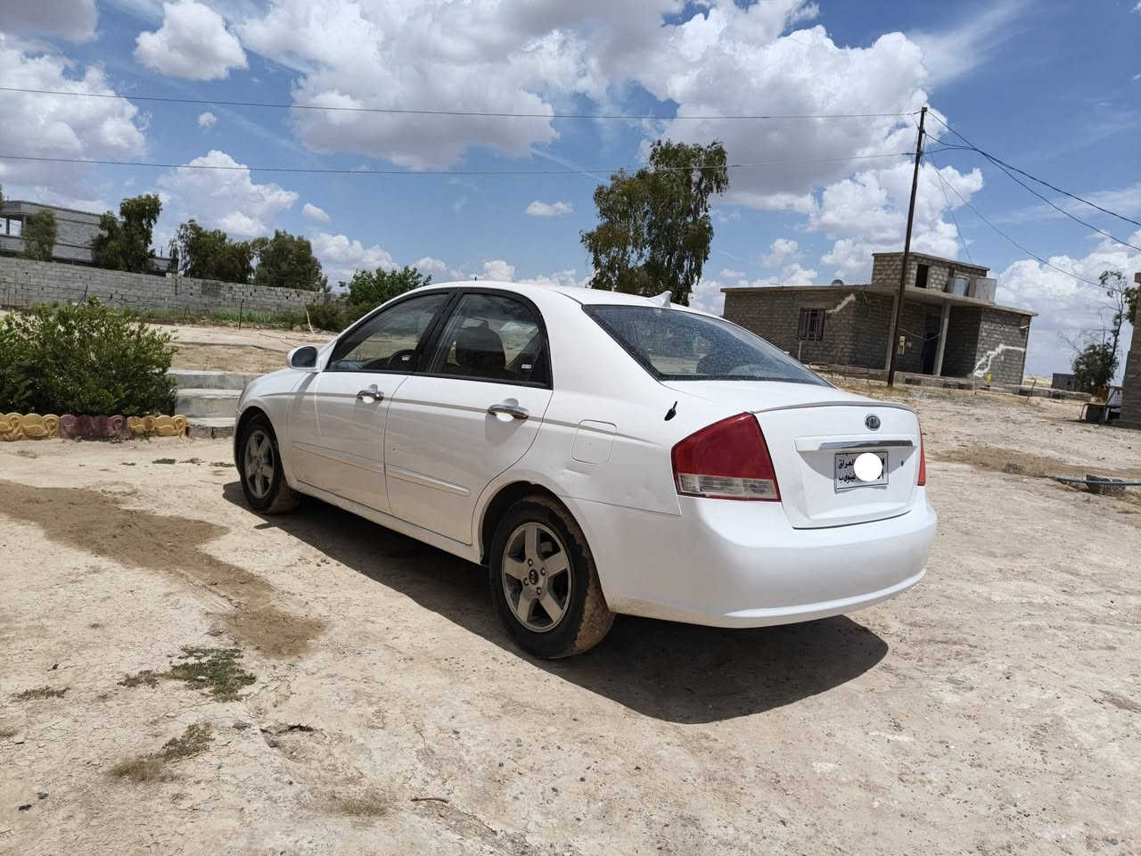 السلام عليكم 
سيارة كيا سبكترا للبيع
محرك 2000
مبدل بونيد وجاملغ 
مو شراي لا تتفلسف 
للاستفسار اتصل على هذا الرقم  ***********
