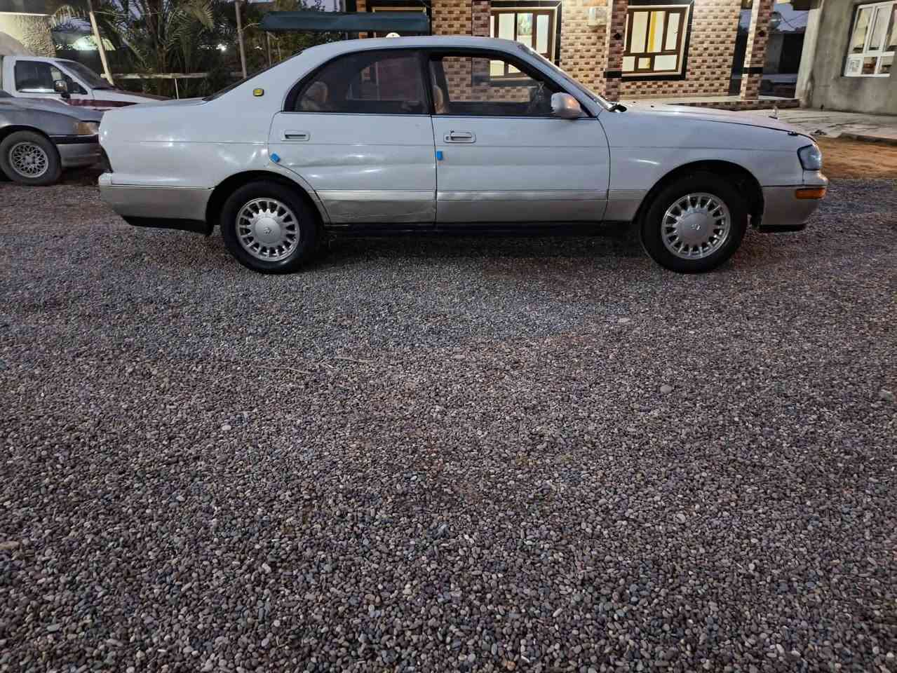 للبيع بطه موديل 93 رقم فحص نينوى گير محرك نضيف محرك 2500 دبل ولوي اصلي شرط التحويل كابون بانزين السعر 29 للاستفسار ***********
