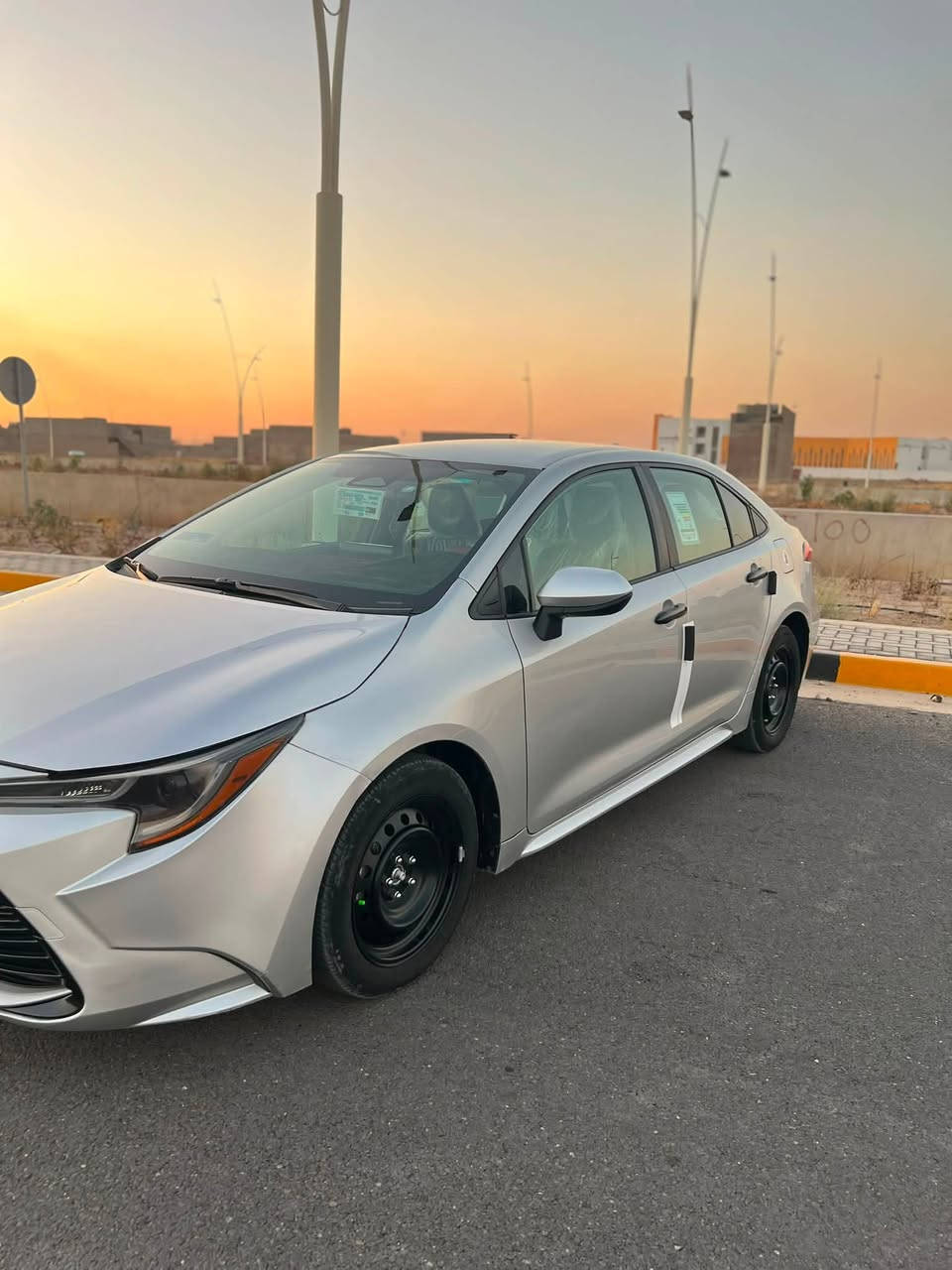 تويوتا كورولا 2024 LE 🔥�
* موديل: 2024
* نوع: Toyota Corolla LE
* محرك: 2.0اقتصادي 💸
* وارد: أمريكي 🇺🇸
* اللون: سلفر ✨
* العداد: 11ألف كم فقط

* مكينة شرط ✔️
* قير ناعم ✔️
* تبريد ممتاز ❄️
* استخدام خفيف    
السيارة  بيها ضربة أمامية صبغ بنيد فقط 

💰 السعر: (126)
📍 الموقع: (سامراء )
📞 للتواصل: (‭***********
بدون شاصي وبدون دواخل
