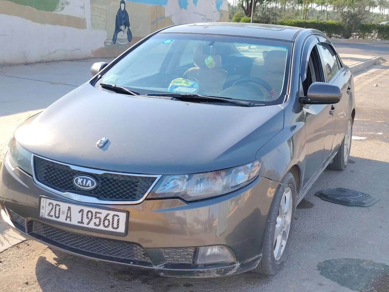 السلام عليكم للبيع فورتي موديل 2010سياره جاهزه علئ اخر حبايه تخم تاير مكينه جديده شادله صار سبوع مكان السياره ديالئ ناحيه العباره  رقم الساره ديالئ انكليزي حداديه صدر كله نضيف السعر ٩٠ وبيه مجال الشراي يتصل عل رقم***********
... مامتوفر عل خاص
