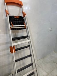 مكانهن البياع مقابيل المعارض غير متواجد على الفيس 07705280281