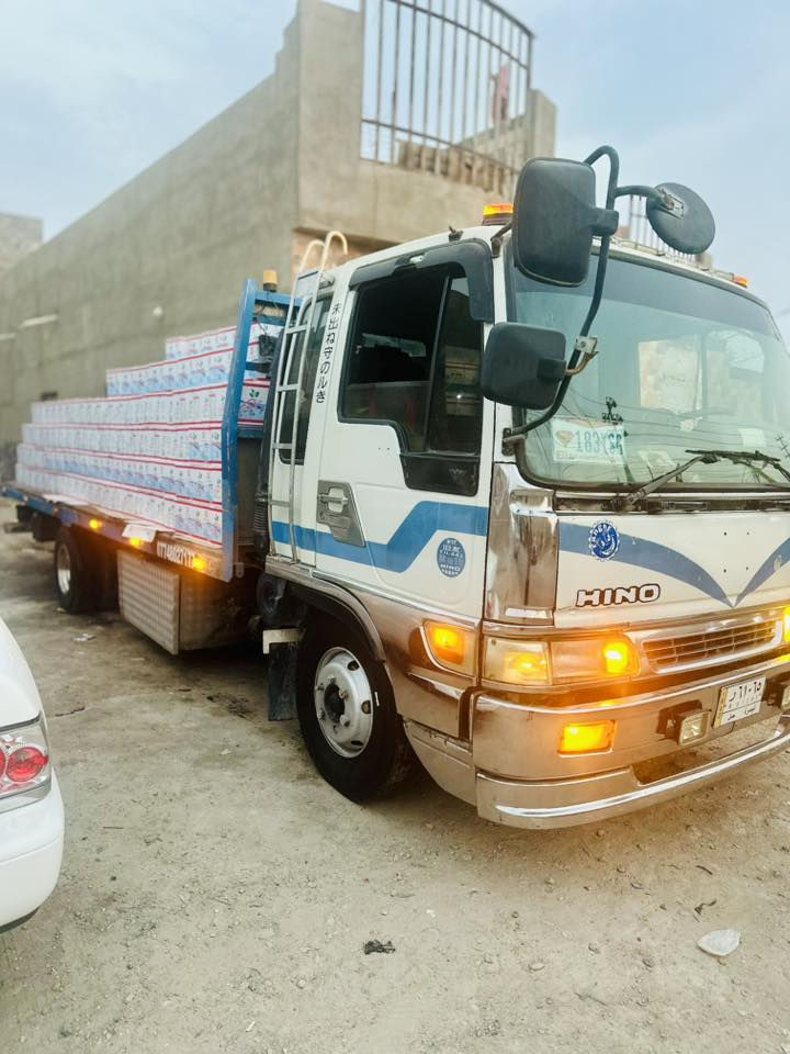 السلام عليكم هينو سطحه للبيع بدي ياباني مكينه 70 سوبر السياره حلوه وجاهزه للعمل ما بيه اي نقص السعر 185 وبيها مجال للاستفسار ***********
