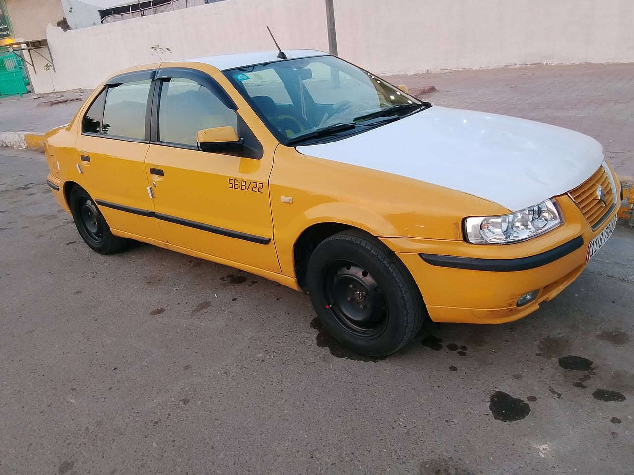 السلام وعليكم سمند موديل 2012رقم بغداد
مكينه كير صدره إمامي خلفي كوله جديد
بيها نص جاملغ خلفي صبغ 
سعره 35بيهامجال
عنوان بغداد 
رقم ***********
