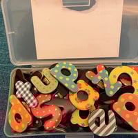 🔤 حروف إنكليزية مغناطيسية – تعليم ممتع وسهل 🔤 حروف إنكليزية ملونة تلتص...