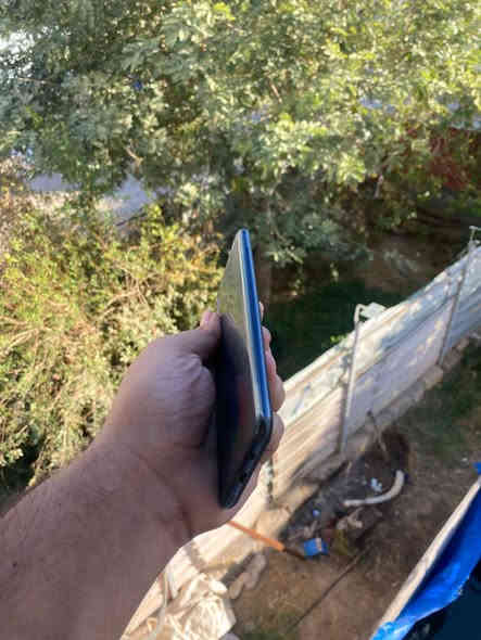 السلام عليكم من رخصة الادمن 

        متوووفر للبيع
              
📱سامسونك A50 
🖤 لون اسود 
💾 ذاكرة 128
🔋 حجم البطارية 5000
📞 دبل سيم كارت
فول مابي اي مشكله بلادي

الشراي يتفضل خاص لو تصل ويدلل محضور من تعاليق
‏ ***********
