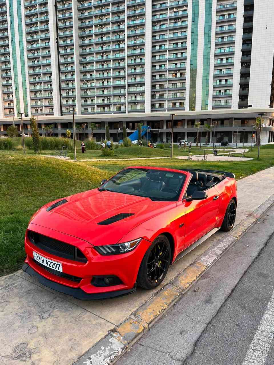 مۆستانگ GT2016 v8 
سەیارەکە مواسەفات پریمیۆکە حەوت رەنگ فوول مواسەفاتیەتی  وە گێروو مەکینەو هەموو شتێکیشی بەشەرتە
لە رووی قوەتیش ستەیج یەکی لەسەرە زۆر بەهێز کراوە وە دەگشنی گەرمی سپۆرتی لەسەرە بۆ سەوتی گزۆزیش کاتمم کردوە گزۆز سپۆرتیشی ماوە 
سەیارەکە ٤پارچەو نیوی بۆیاخە بە حیزام دەیفرۆشم پێشوو پشت کەپس ئێرباگی نەتەقیوە 
وە تەحویلوو وەکالەو بەناو کردن هەمووی بەشەرت هەموو شتێکیشی تازە نوێکراوەتەوە
١٣٨وەرەقەو کەمێک مەجال لە هەولێرە
*********** أربيل, العراق
